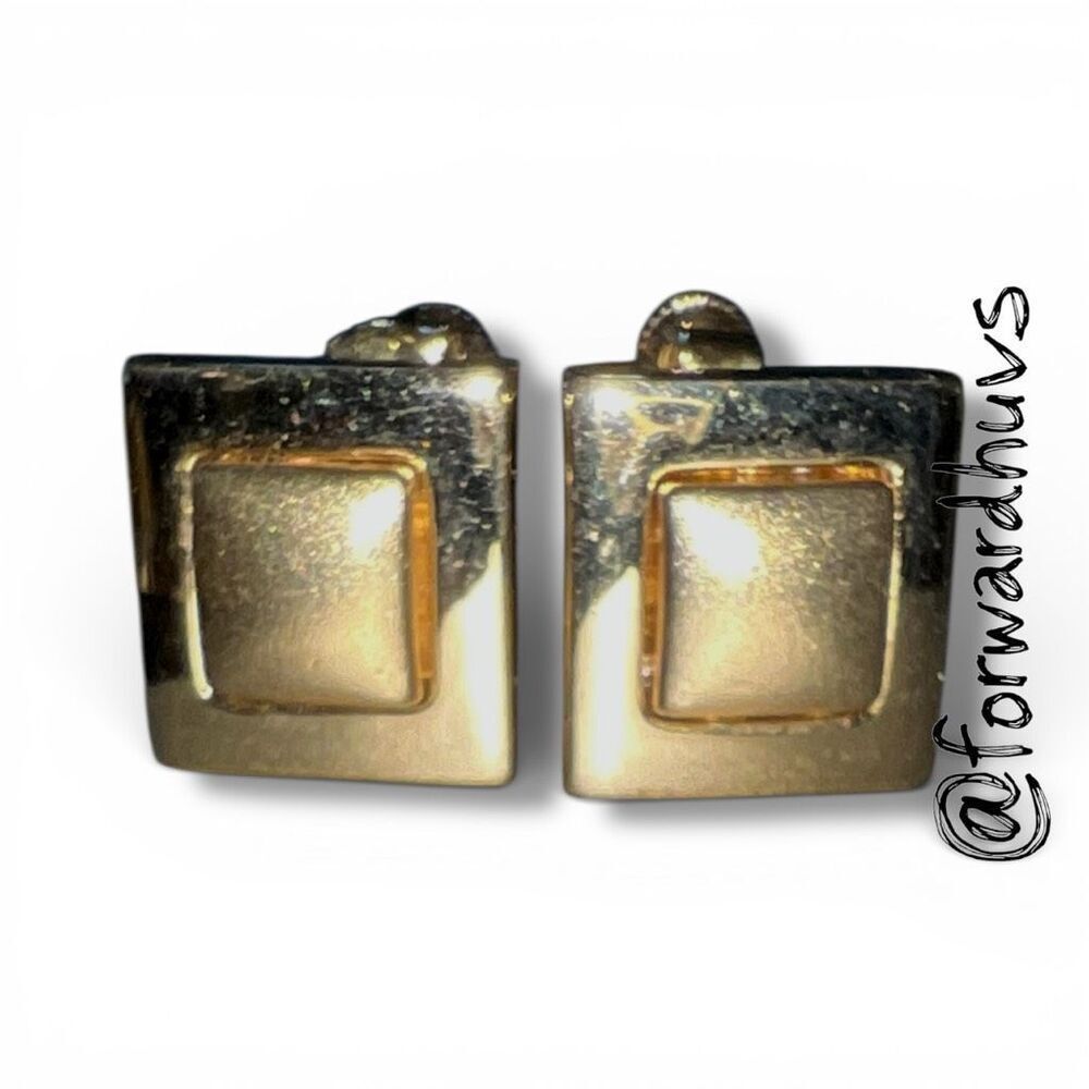 Napier Gold-Tone Vintage Screw Back Earrings – Classic and Timeless